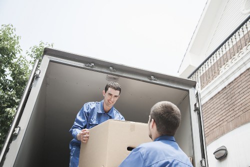 Final complaint outcome being recorded for a removals service