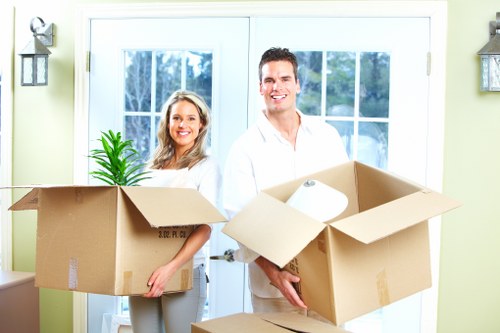 Checklist and moving essentials for flat removals in Haringey